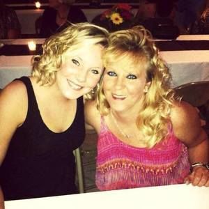 Meet your Posher, Julie